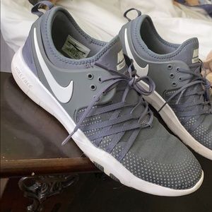 LIKE NEW Nike Training Tennis Shoes